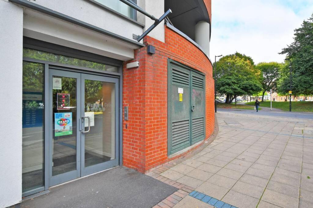 Modern, City Centre, Studio Apartment With Free Wifi, Gym Access, Netflix - West One Sheffield Exterior foto